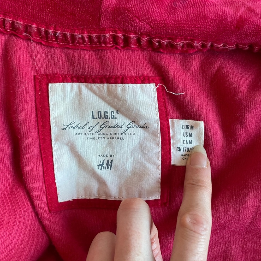 Red velvet zip up hoodie. So cosy. Excellent condition. Size M - Picture 5 of 5